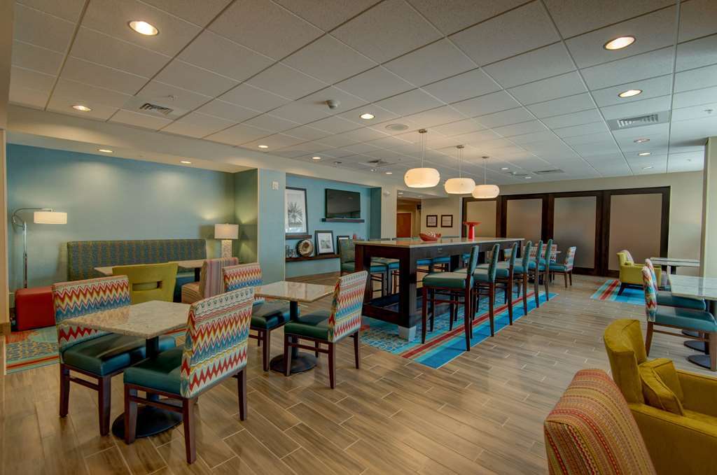 Hotel Hampton Plant